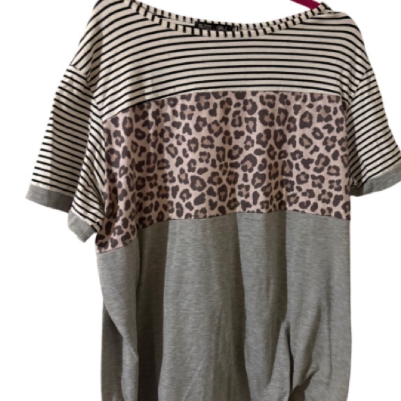 Glitzy Girls 2X Striped and Leopard Print Women's Top - Picture 3 of 3